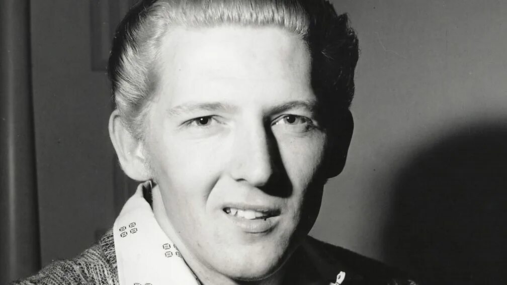 Джерри ли льюис лучшие. Jerry lee lewis. jerry lee lewis молодой. jerry lee lewis в молодости. джерри ли льюис молодой.
