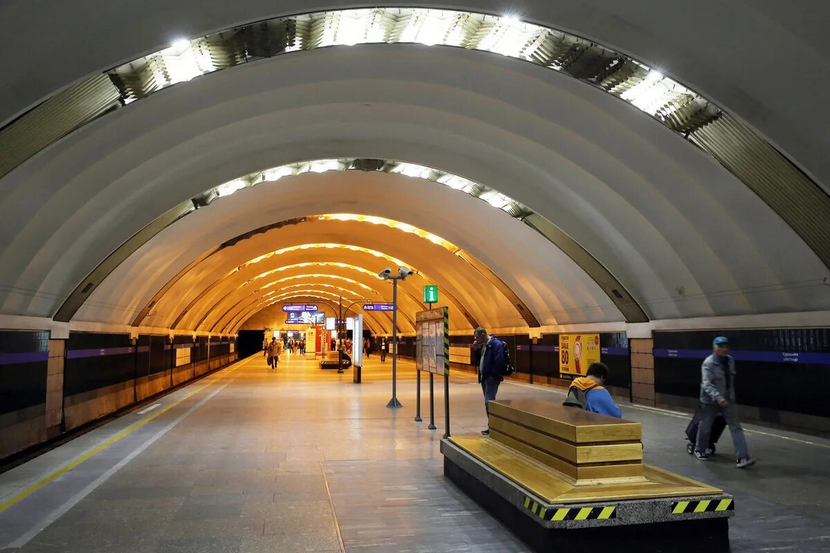 Питер метро удельная. Станция метро удельная спб. удельная станция метро питер. петербургский метрополитен станции удельная. метро удельная вестибюль.