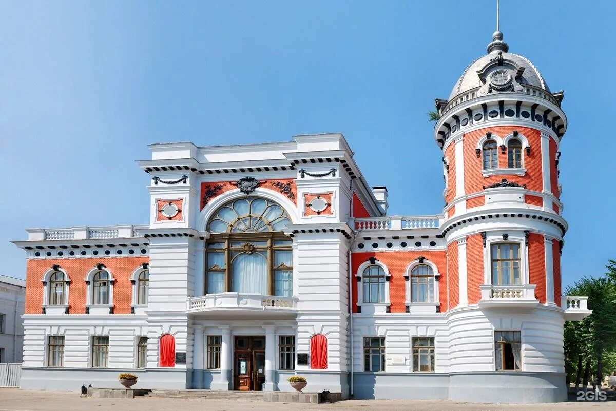 Ульяновский областной краеведческий музей ульяновск. Ульяновский областной краеведческий музей. Музеи города ульяновска. Ульяновский областной краеведческий музей. Ульяновский областной краеведческий музей.