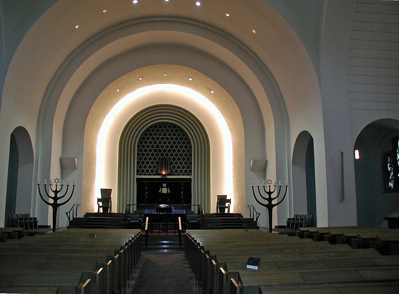 Roonstrasse Synagogue. Себеж синагога. Синагога в Кёльне. Современная синагога.