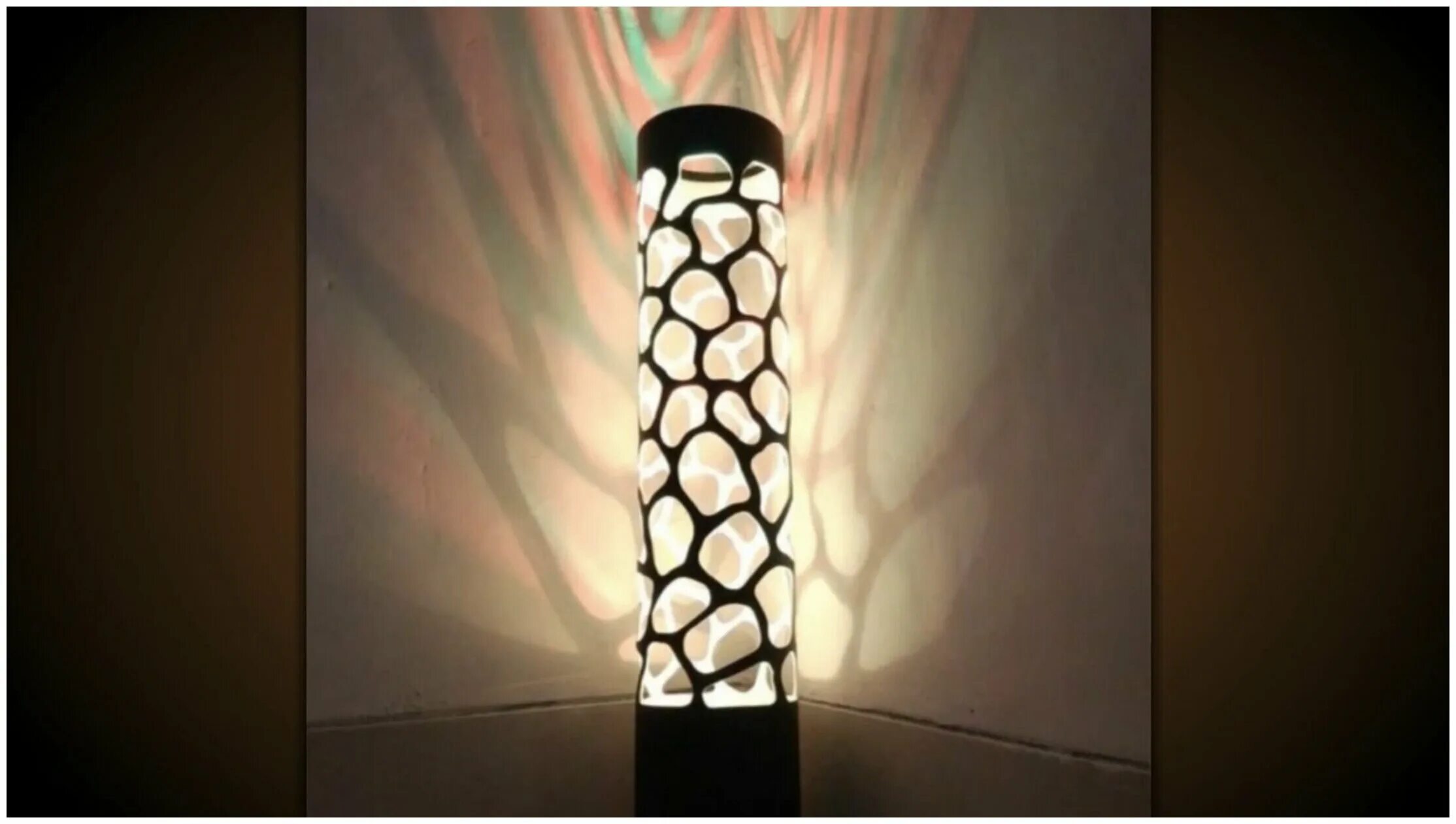 Светильники из канализационных труб. Торшер из пластиковой трубы. Светильник из сантехнических труб. Светильники из канализационных труб. Светильник из полиэтиленовой трубы.