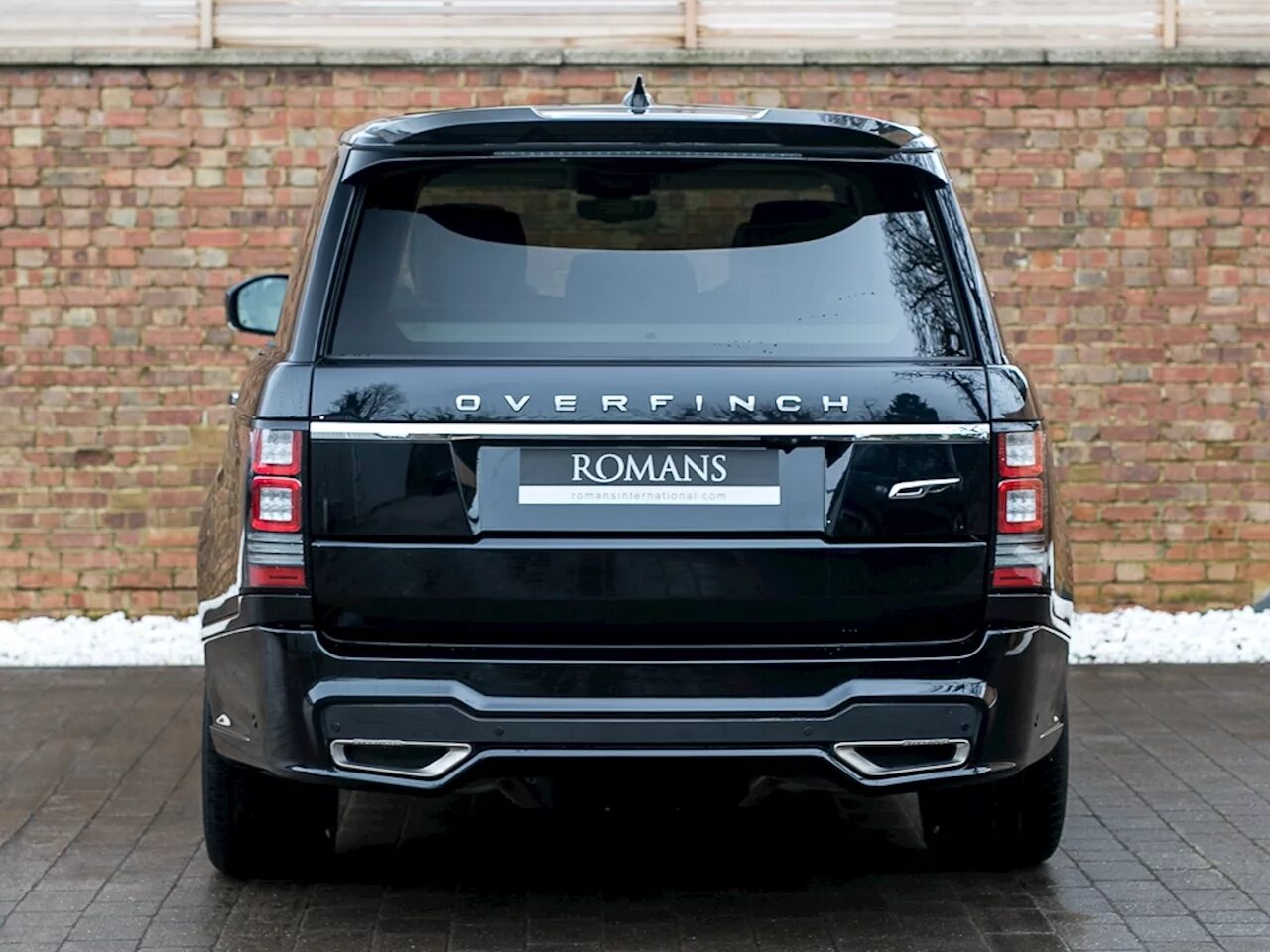 Бампер задний рендж ровер. Бампер задний range rover sport l320 overfinch. задний бампер autobiography range rover sport. overfinch discovery 4. overfinch бампер discovery.