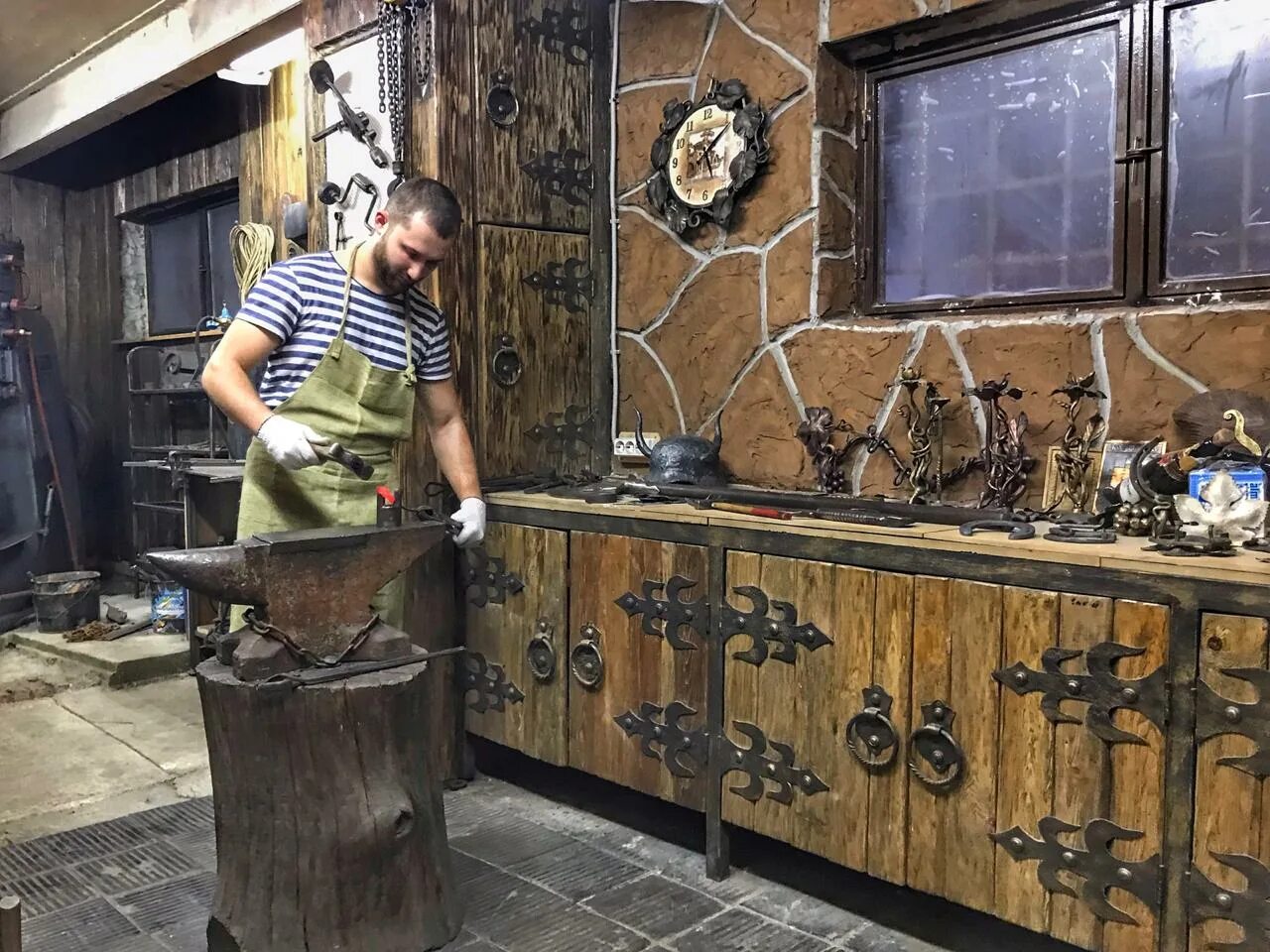 кузница товары. кузница владимира веселова. кузница чебоксары. кузница товары. инвентарь кузницы.