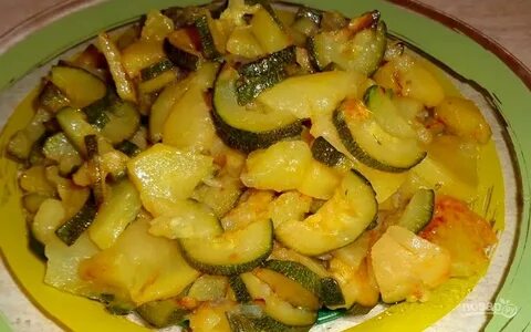 Кабачки с картошкой и молоком