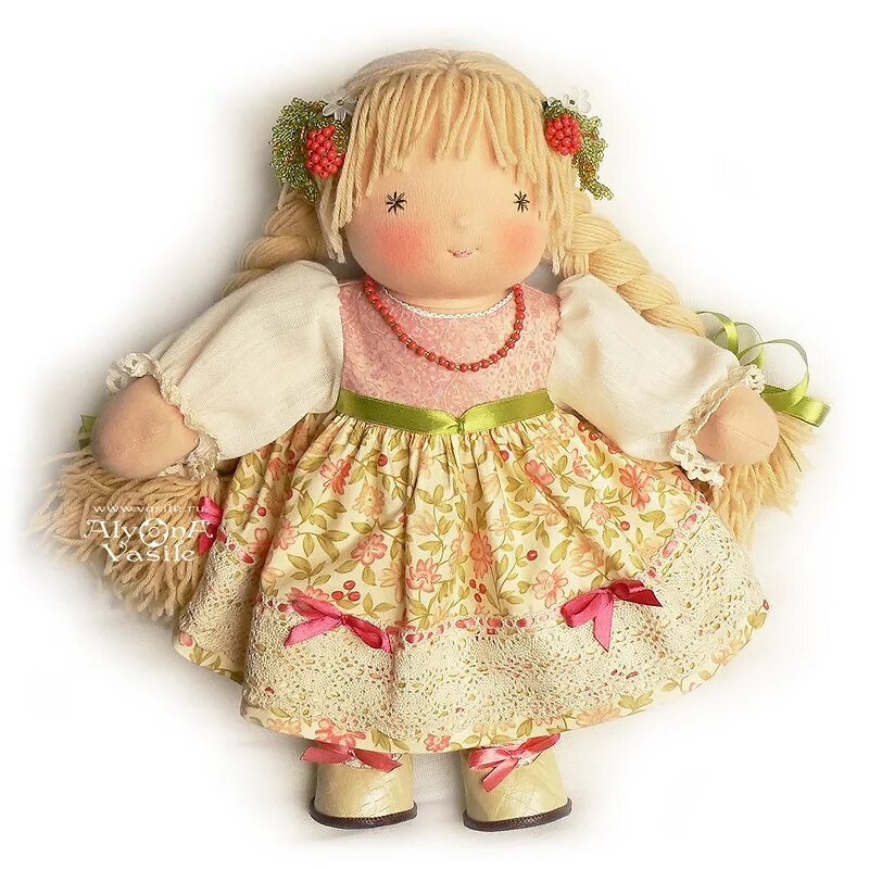 Кукла игрушка виды. Куклы. Мягкая кукла для девочек. Вальдорфские куклы и игрушки. Немецкие мягкие куклы.