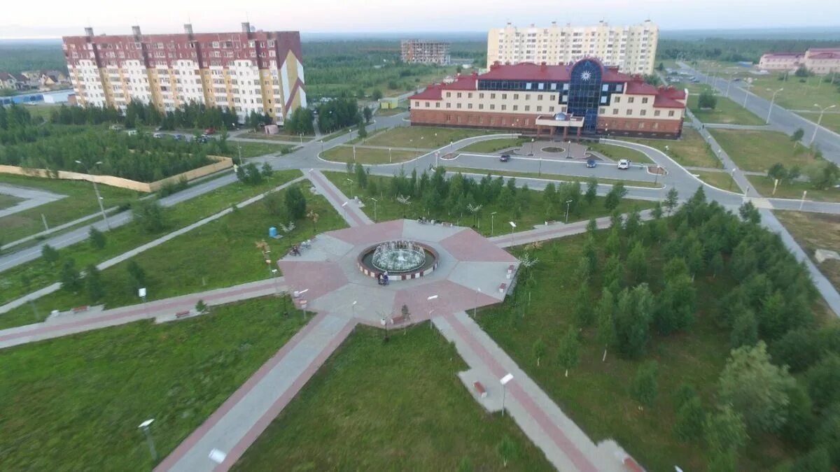 Погода усинск. Усинск площадь. Усинск вид сверху. Усинск климат.