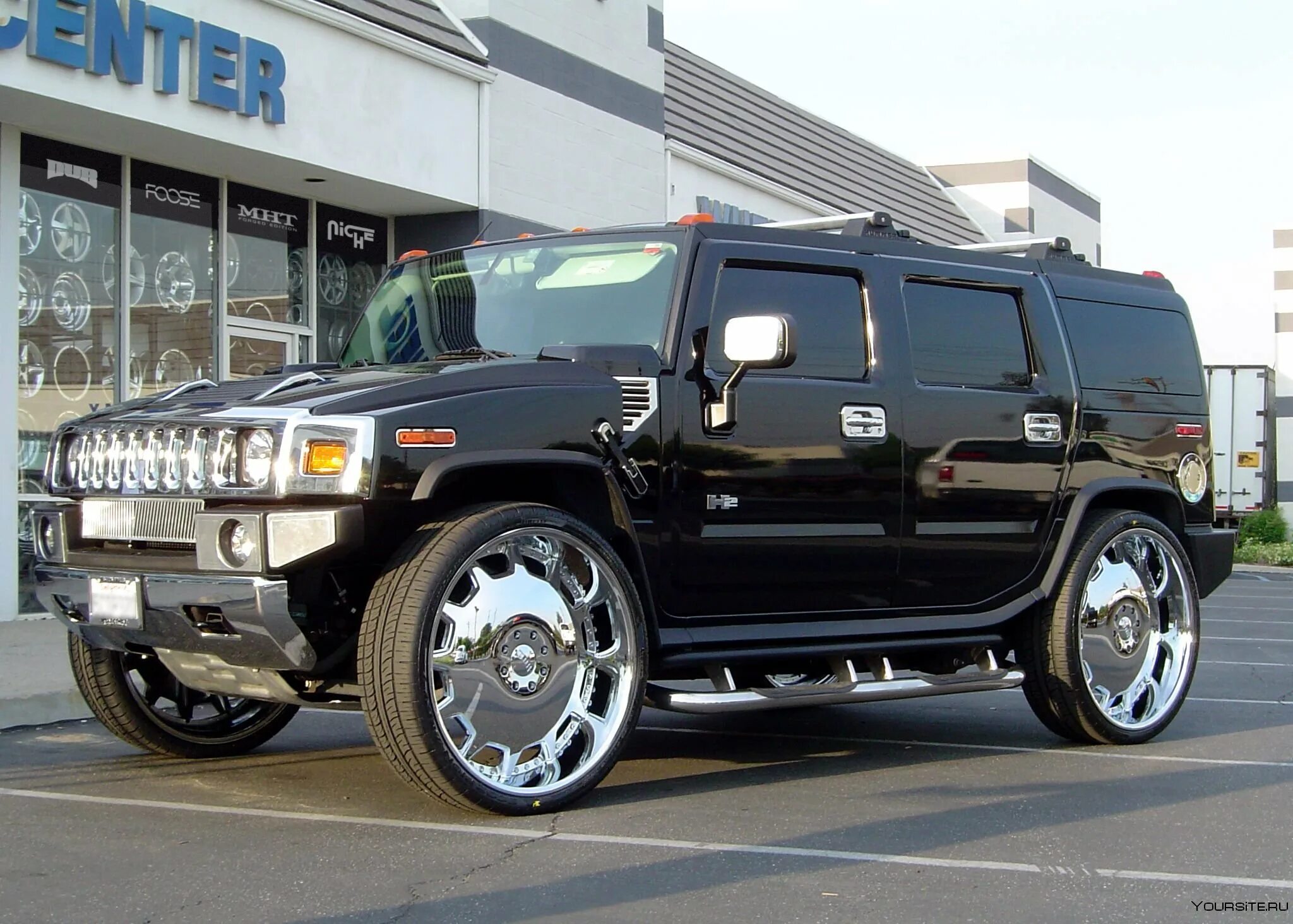 Хаммер h2 джип. Внедорожник Hummer h2. Хаммер н2 на стиле. Хаммер 2005. Высокие тачки