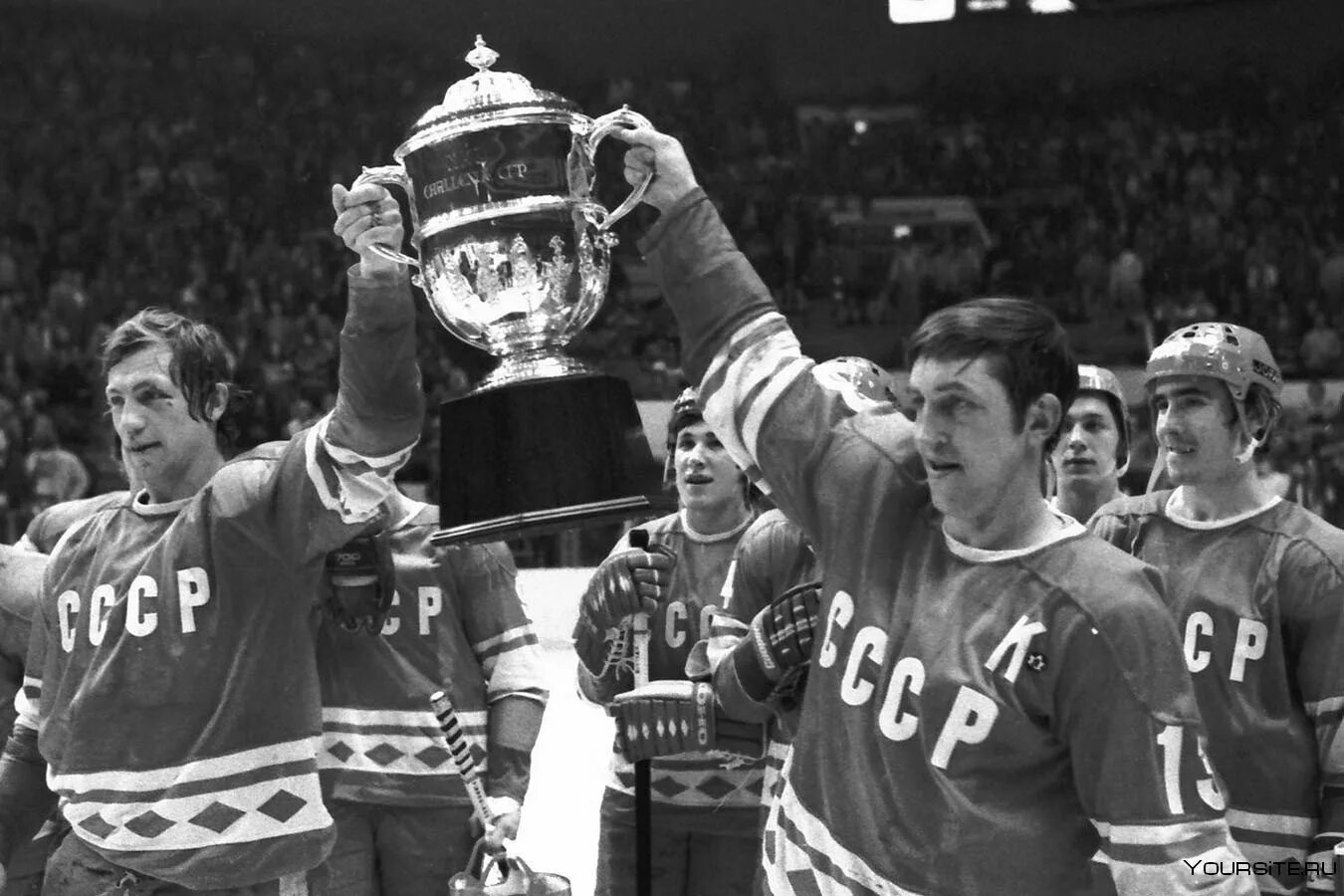 Харламов нато. Кубок вызова СССР Канада 1979. 1979 Хоккей СССР Кубок вызова. Хоккей СССР НХЛ 1979.