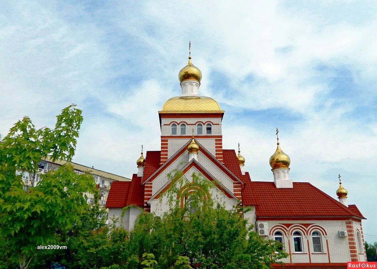 церковь всех святых в земле российской просиявших. храм чуйкова. церковь на чуйкова волгоград. церковь святого владимира чуйкова. храм князя владимира в кузьминках.