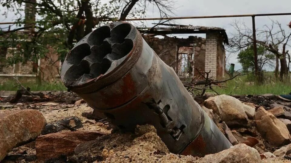 Село журавлевка белгородская область обстрел. Разрушение 2023. Взрыв складов николаеве. Зерново обстрел. Зерновой обстрел.