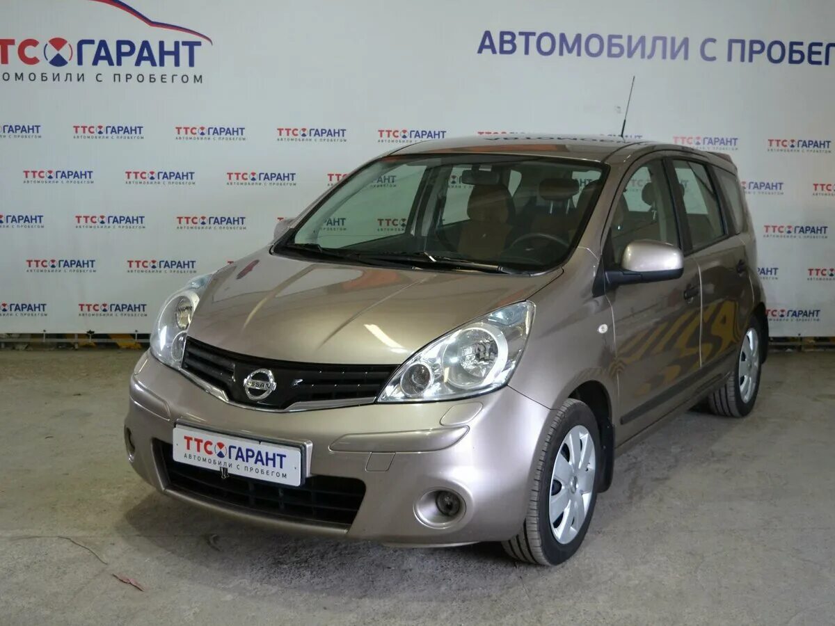 Ниссан ноут 2011 года. Ниссан ноут 2011 Рестайлинг. Ниссан ноте 810. Nissan note 2011