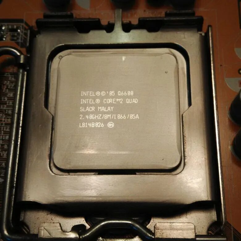 Quad cpu q6600 2.40. Core 2 quad q6600. core 2 duo q6600. intel core 2 quad 6600. core 2 quad q6600 box.