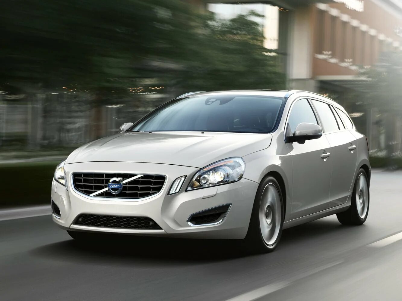 60 ий. Volvo v60 2010. Вольво с60 универсал. Volvo v60 2013. Вольво s60 универсал 2010.