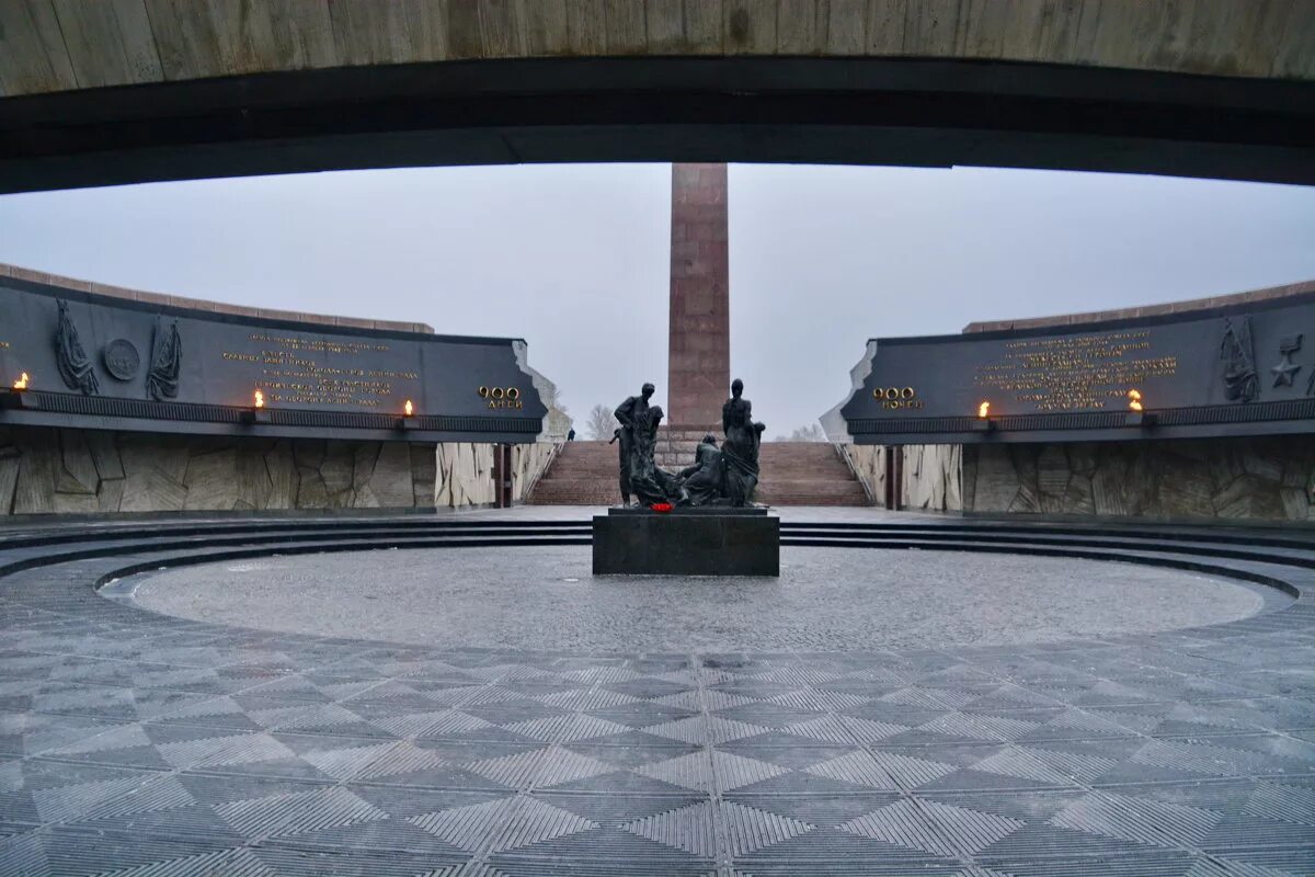 памятник 900 дней блокады в санкт петербурге
