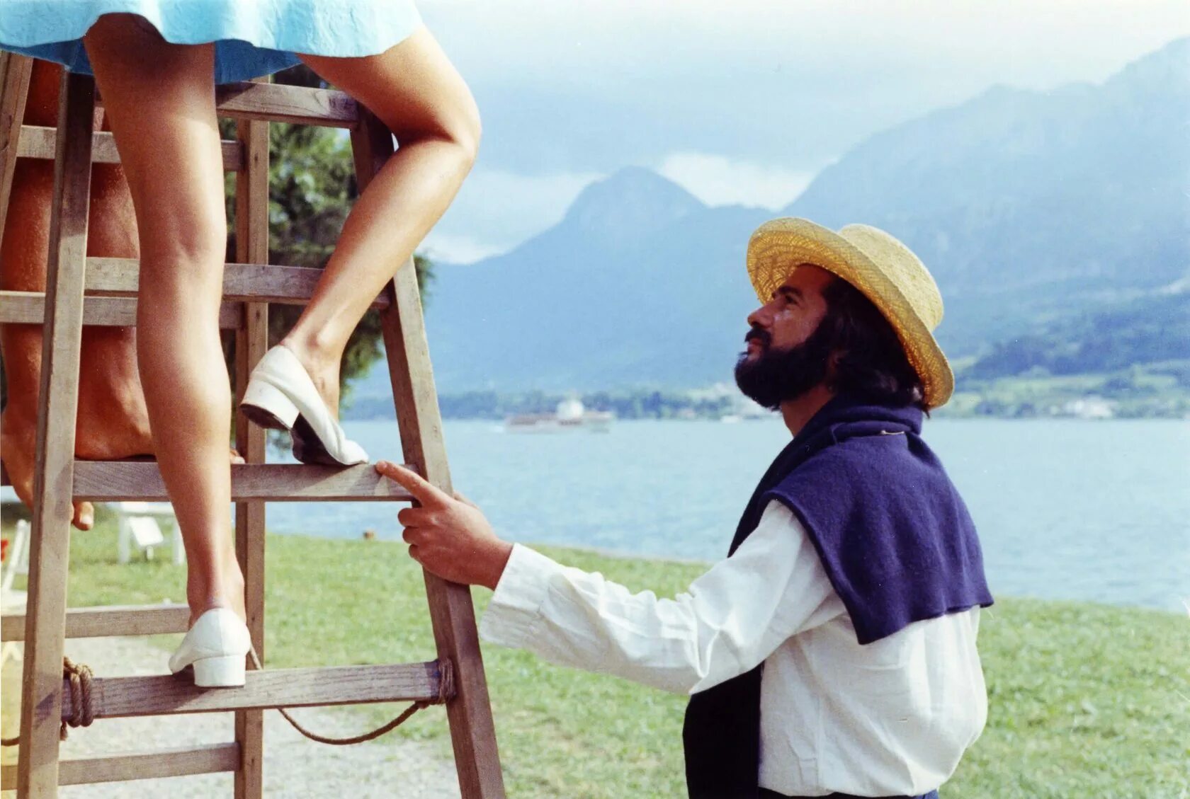 Колено клер 1970. Колено клер (le genou de claire) 1970. claire’s knee 1970. колено клер кадры.