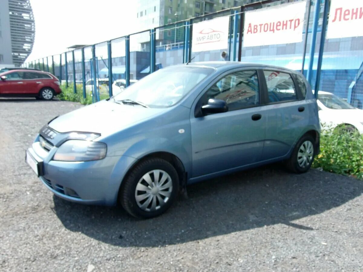 Chevrolet aveo 2007. Chevrolet kalos 2004. 2. Chevrolet aveo хэтчбек оранжевый 2007. Chevrolet aveo 1 2007.