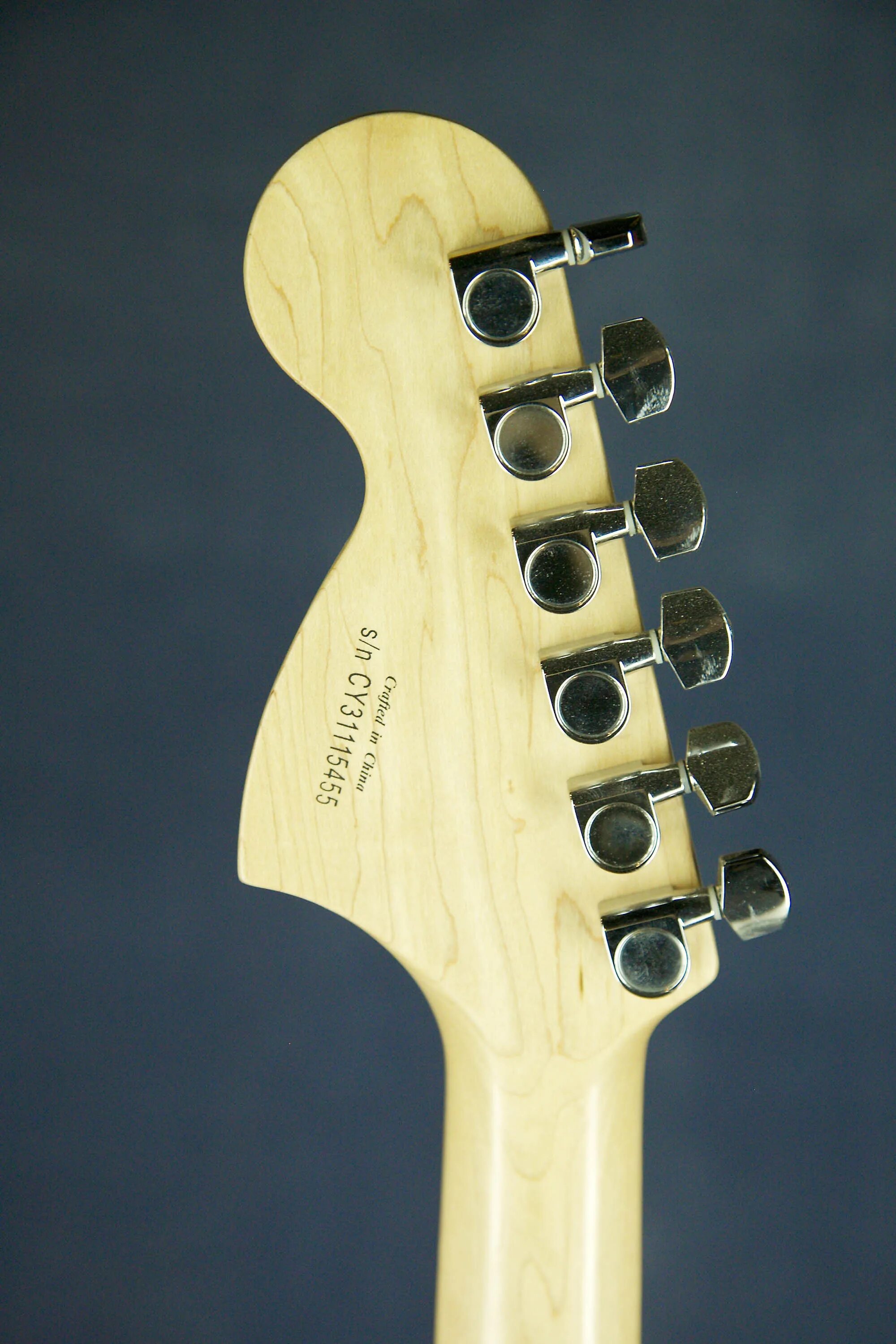 Squier Affinity 2022. Сквайр Аффинити стратокастер. Squier Affinity Strat 2010. Squier m77.