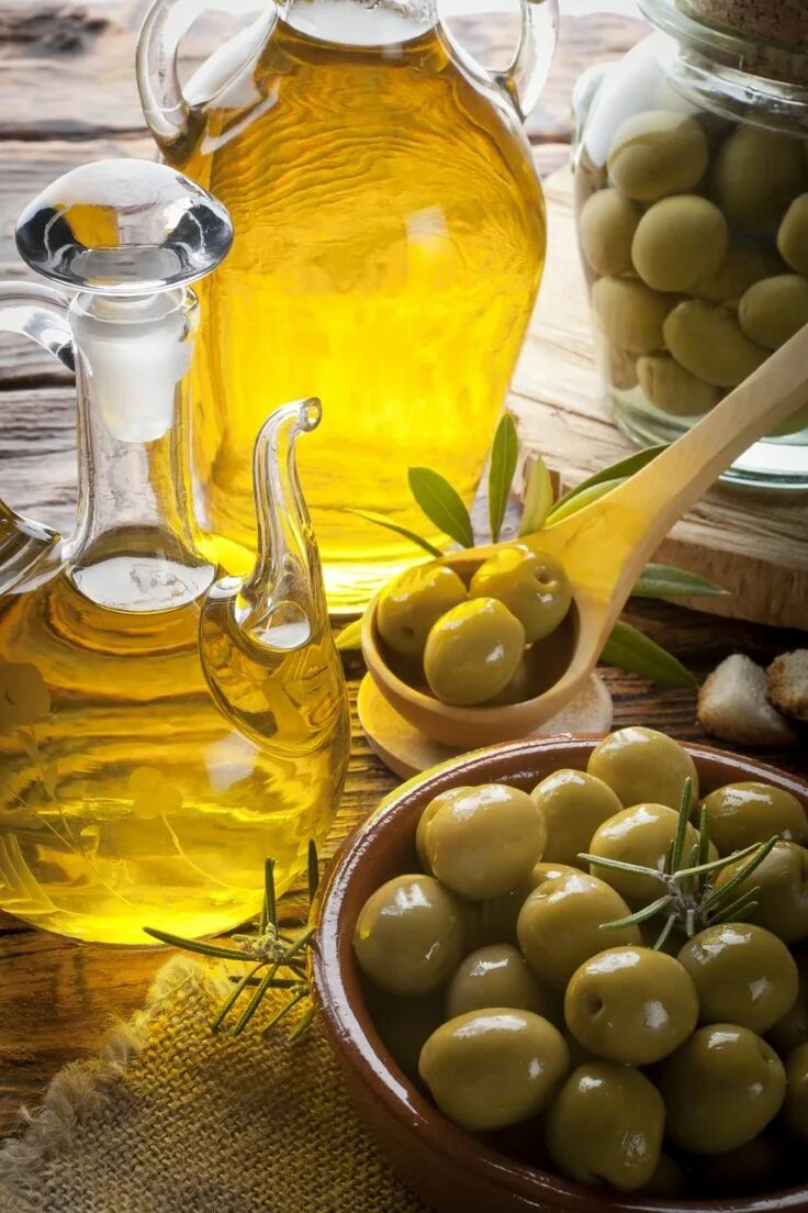 Оливковое масло характеристика. Olive Oil масло оливковое. Олив Ойл масло оливковое. Olive Oil масло оливковое лечебное. Прованское масло.