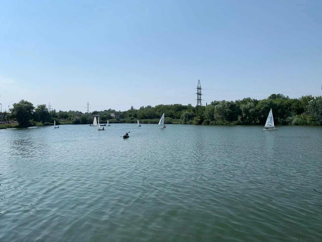 Ермошкино озеро курск. Курск озеро Ермошкино (Парковая). Озеро Ермошкино Курск 2023. Ермошкино озеро Курск фото.