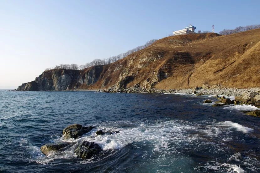 Врангель(бухта, японское море). Море пос. Врангеля. Остров Врангель Приморский край. Бухта Врангеля Приморский край.