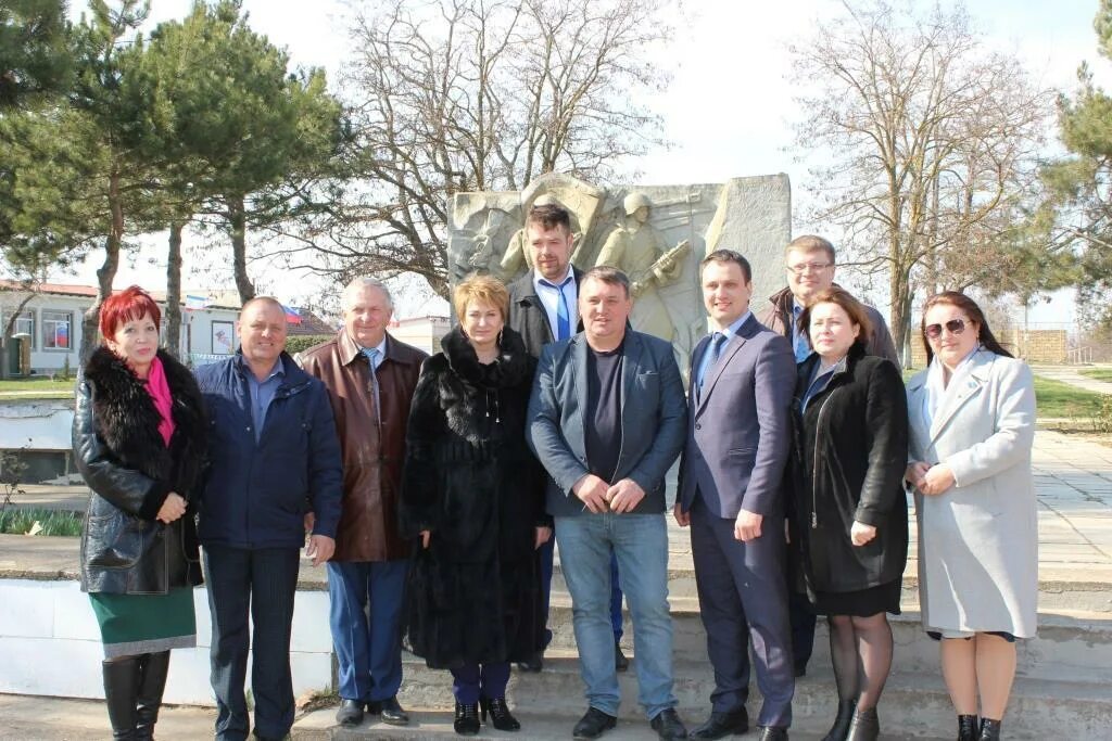 Погода ивановка сакский. Село Ивановка Сакский район Республика Крым. Храм Ивановка Сакский район. День Сакского района.