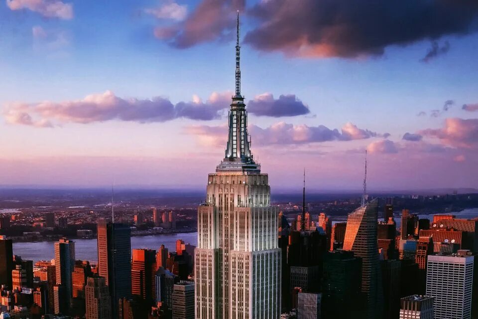 The empire state building перевод