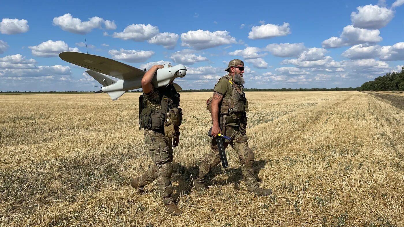 Ukrainian drones. Боевые беспилотники. Украинские беспилотники. Беспилотники Украины на вооружении. Боевые беспилотники России.