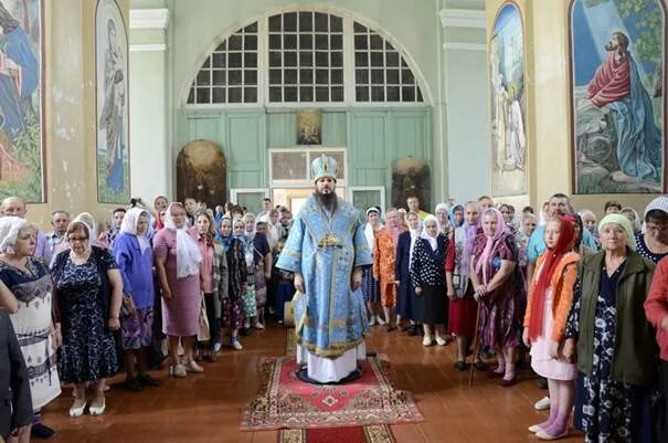 Погода в маисе никольского. Храм села Маис. Храм в Маисе Пензенской области. С Маис Никольского района Пензенской области. Боголюбская икона села Маис Никольского района.