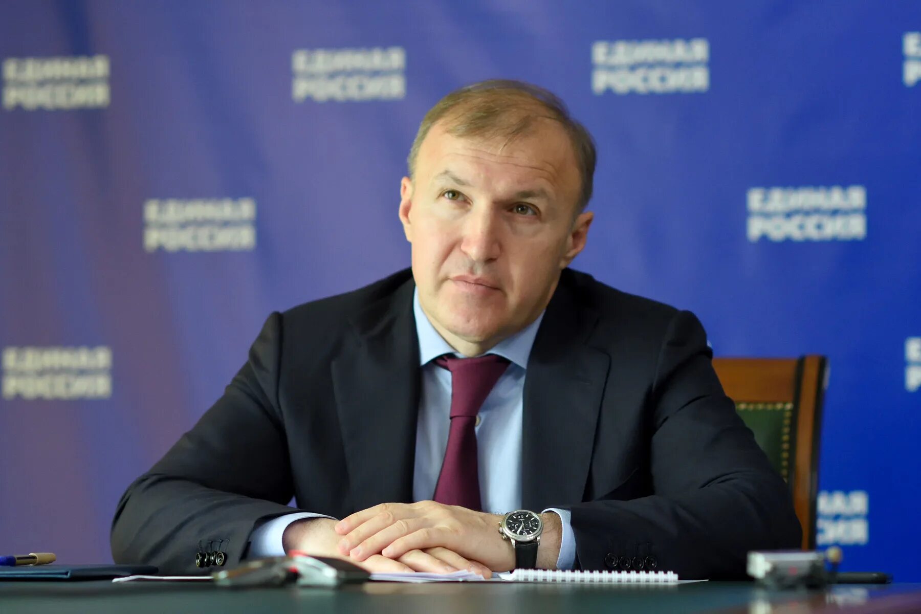 Глава руководитель партии. Президент адыгеи 2025. председатель единой россии. глава адыгеи. глава адыгеи мурат кумпилов.