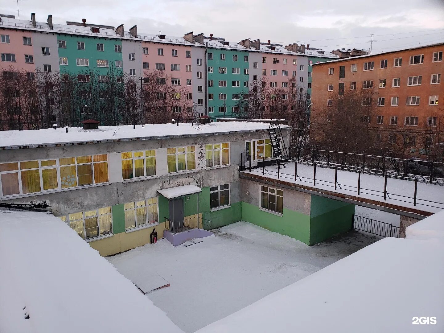 Жемчужинка минусинск детский сад 17. Новый детский садик в полярном мурманская область. Детский сад полярные зори. Детский сад полярные зори корабельников саша. Полярный, полярный.