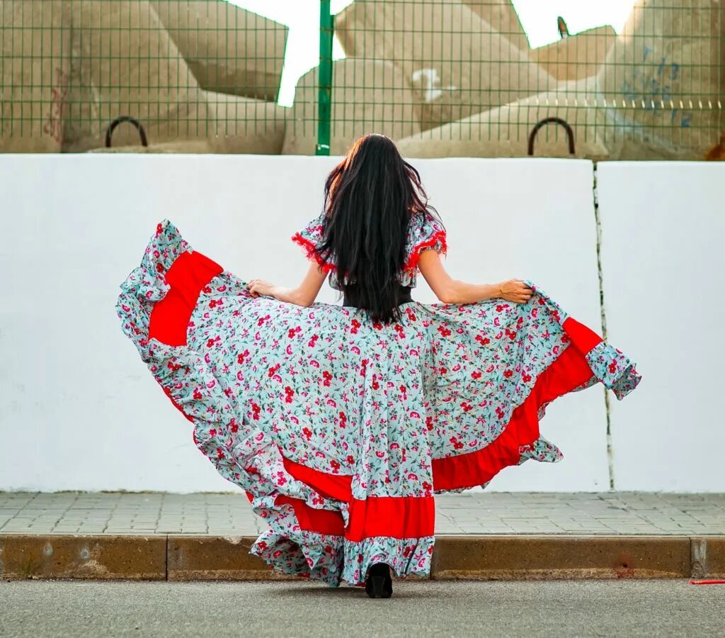 Gypsy dance