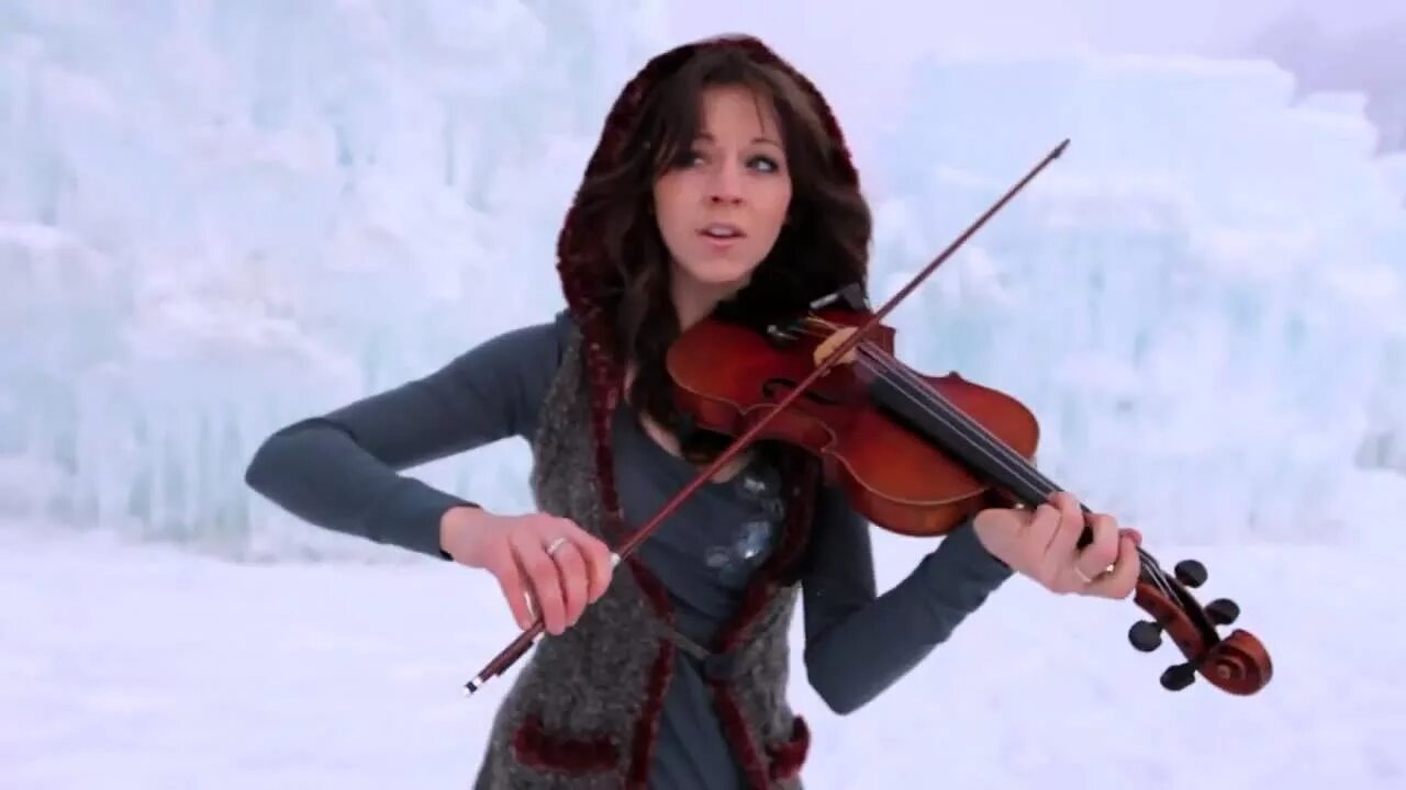 Скрипка Линдси Стирлинг. Линдси Стирлинг 2020. Линдси Стирлинг во льдах. Линдсей скрипка.