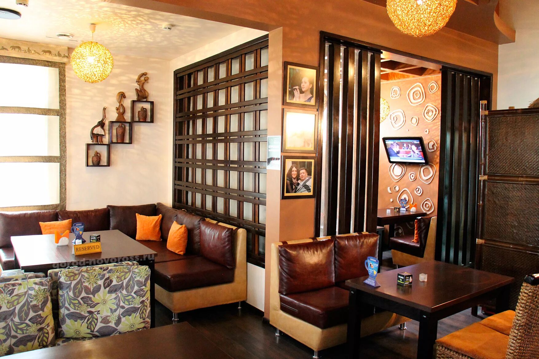 Епт бар новороссийск. Кафе барин новороссийск. Кафе гараж новороссийск. Баланс бар новороссийск. Пивбар новороссийск.