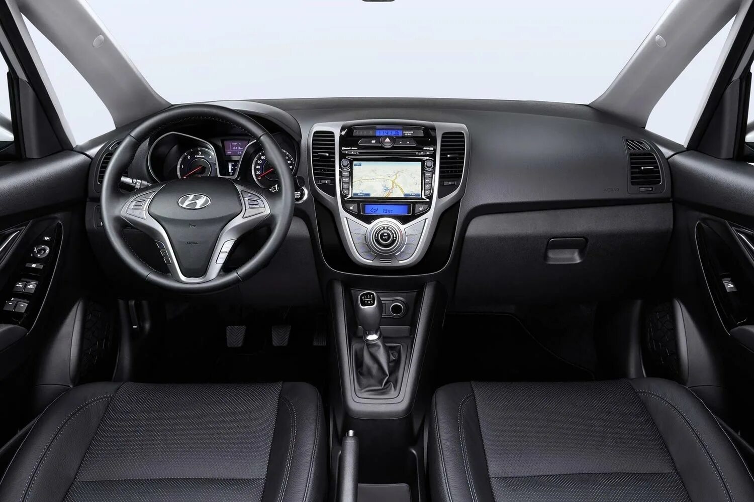 Hyundai ix20 2019. Икс 20. Hyundai ix20 2013. Хендай ix20. Ix20 хэтчбек.