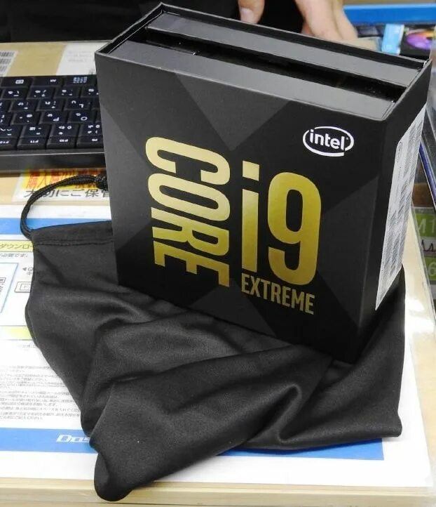 Core i9 10980xe. Intel Core i9-9980xe. Интел i9 9980. I9-9980xe.