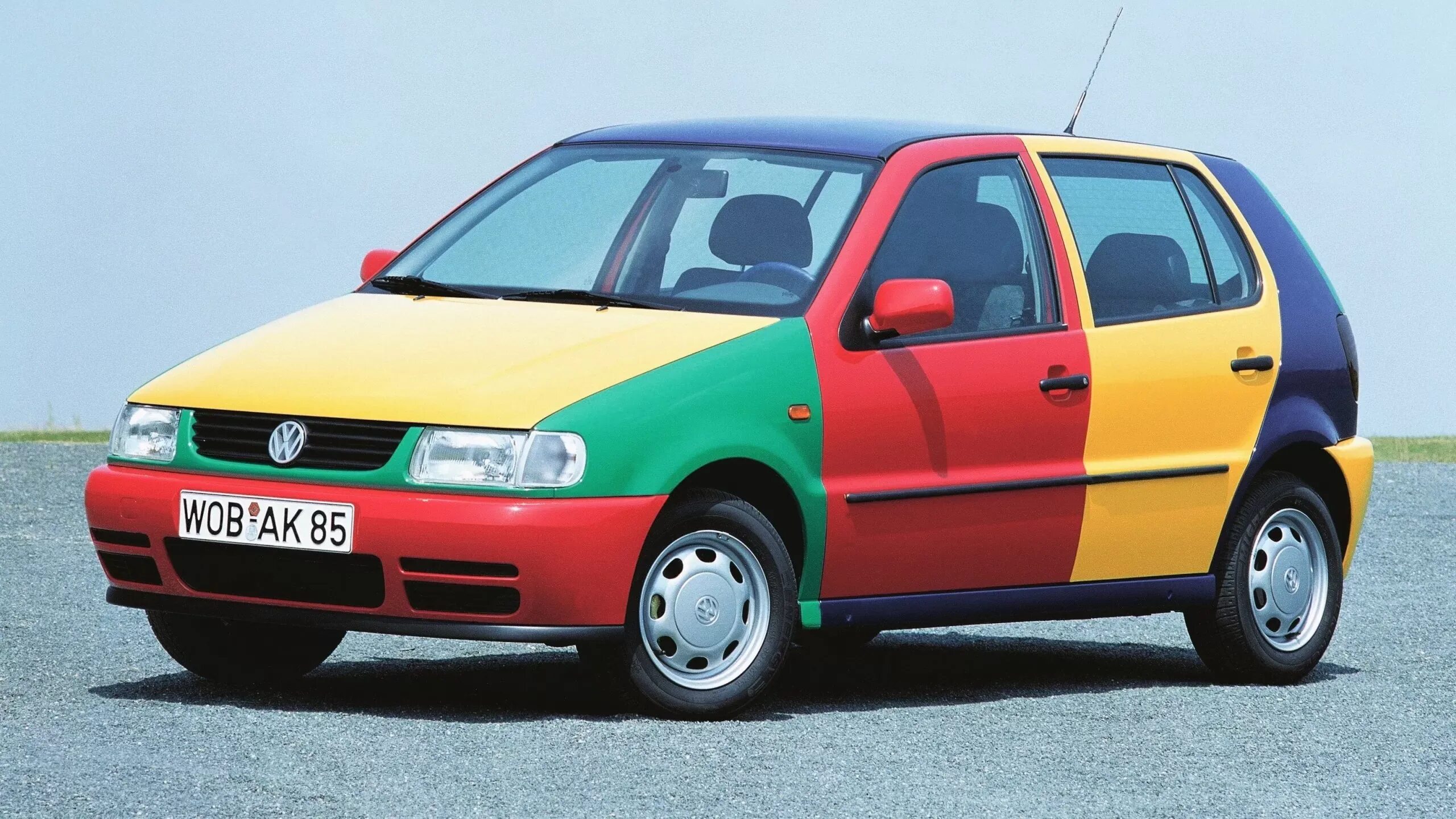 Volkswagen polo арлекин. Цвет арлекин. Цвет арлекин. Vw golf 4 harlekin. Vw golf harlekin.