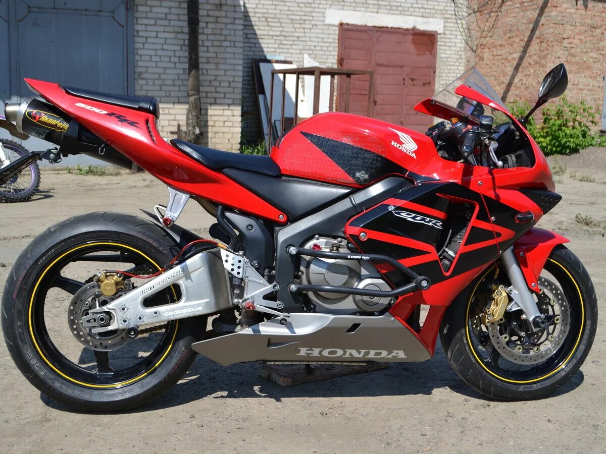 Honda cbr600rr 2003. Хонда СБР 600рр. Honda cbr600rr Red. Honda SBR 600 RR.