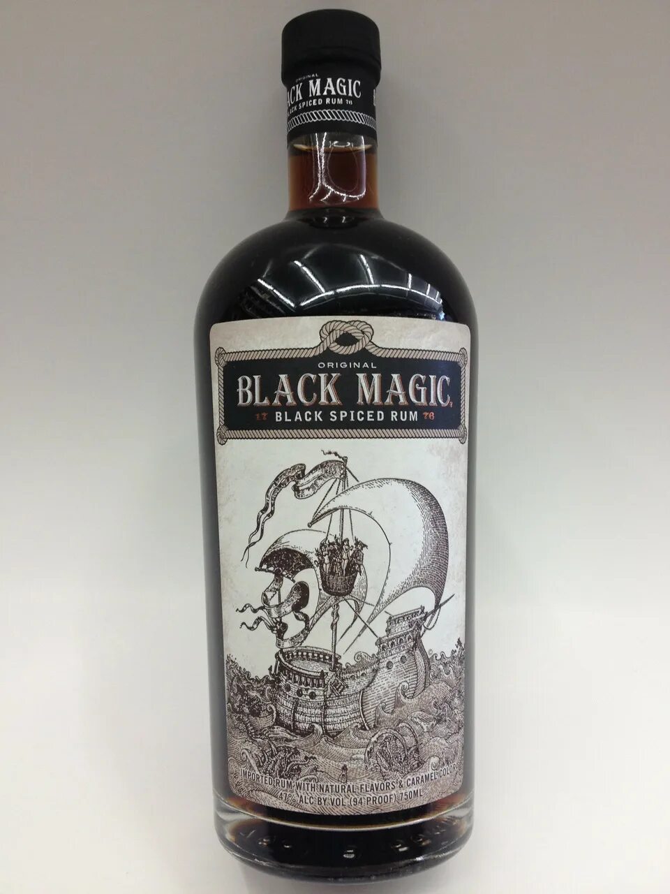 Капитан морган black spiced. Bacardi superior black rum ром 1862. Блэк бакарди виски. 7 л. Ром блэк пирл дарк.