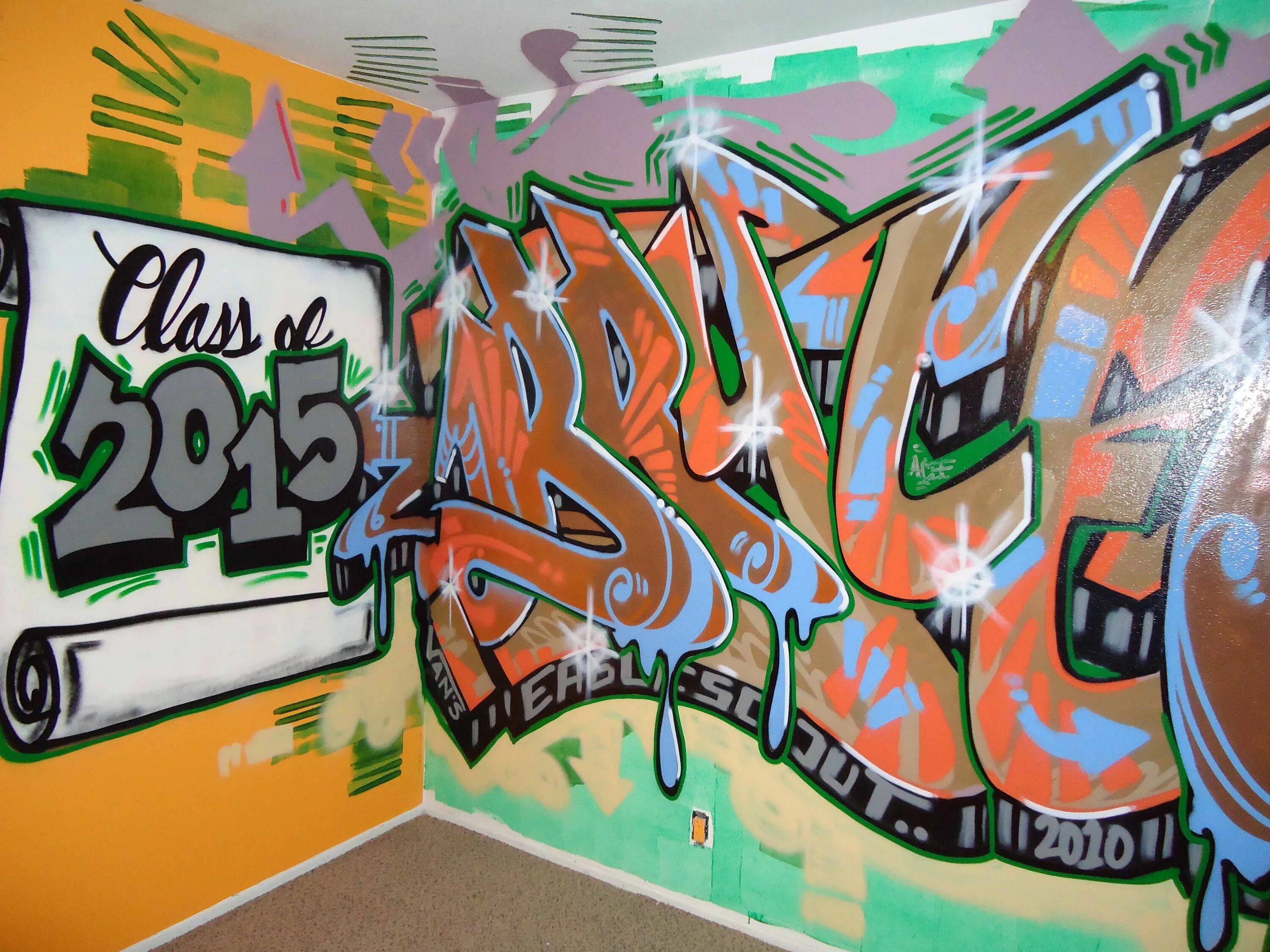 Графит граффити. Граффити надписи. Настенные граффити. Граффити стендов 2. Граффити стендов 2.