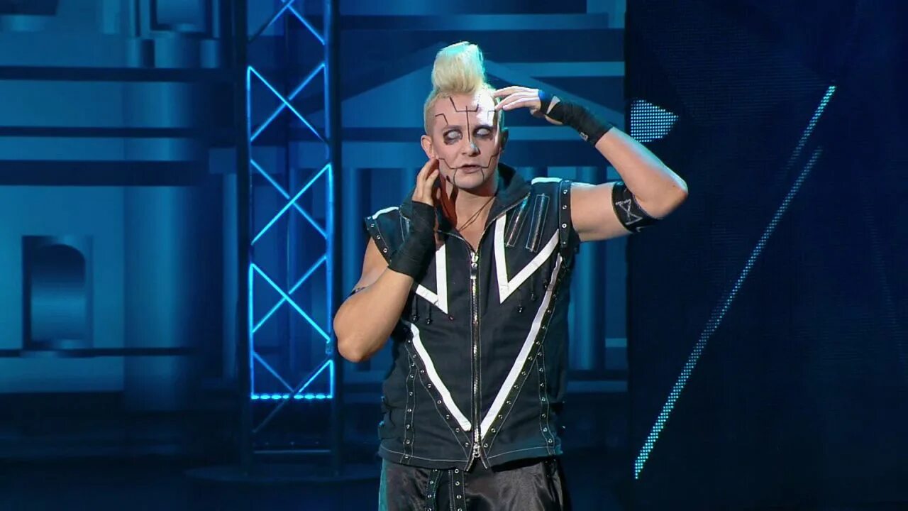 Alexander dance. Александр гринберг искусство движения. Александр яковлев фотограф балет. Рашид александер. Стиль александров танцы.