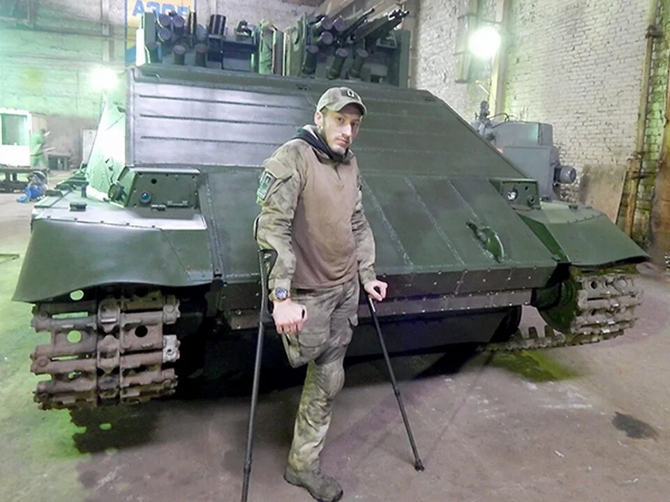 БТР Азовец. Азовец танк Украина. Азовец (бронемашина). Украинский броневик Азовец. Танковые отходы