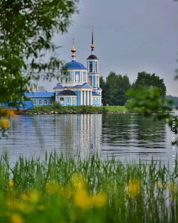 Белый городок тверская область церковь. Белый городок 2024. Белый городок волга. Поселок белый городок тверская область. Белый городок кимры.
