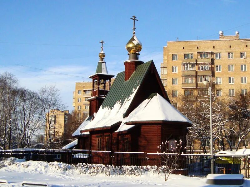 Часовня богоявленский собор. Как работает церковь на улице. Деревянные дома мневники. Кирилл и мефодий храм в самаре. Церковь иоанна кронштадтского чебоксары.
