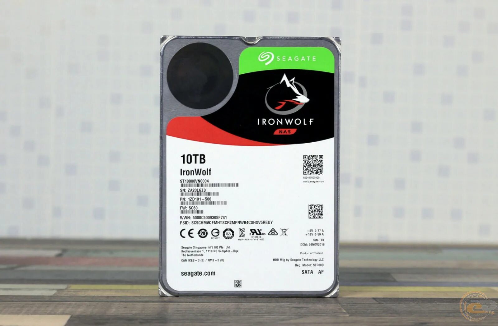 Мегатехно 10000. Seagate IRONWOLF 10tb. Seagate IRONWOLF 2 ТБ st2000vn004. St10000vn0004. 4tb Seagate волк.