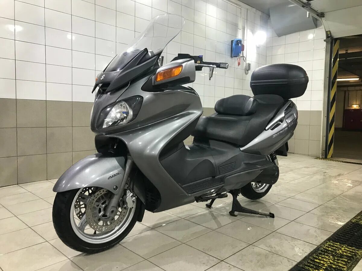 Сузуки Скайвэй 650. Suzuki Burgman Skywave 650. Скутер Suzuki Skywave 650.