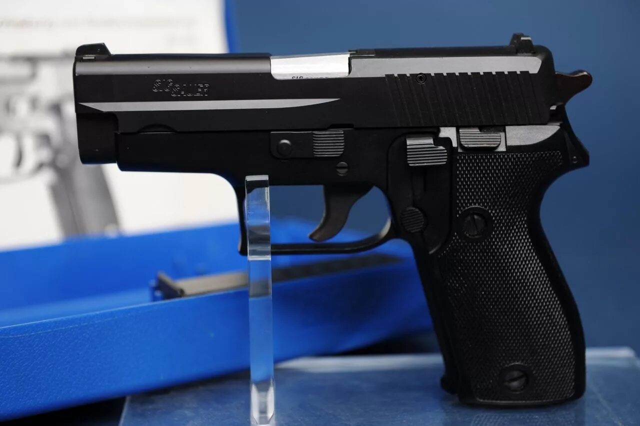 Травмат зауэр. Зиг Зауэр 226. Sig Sauer p226t ствол.