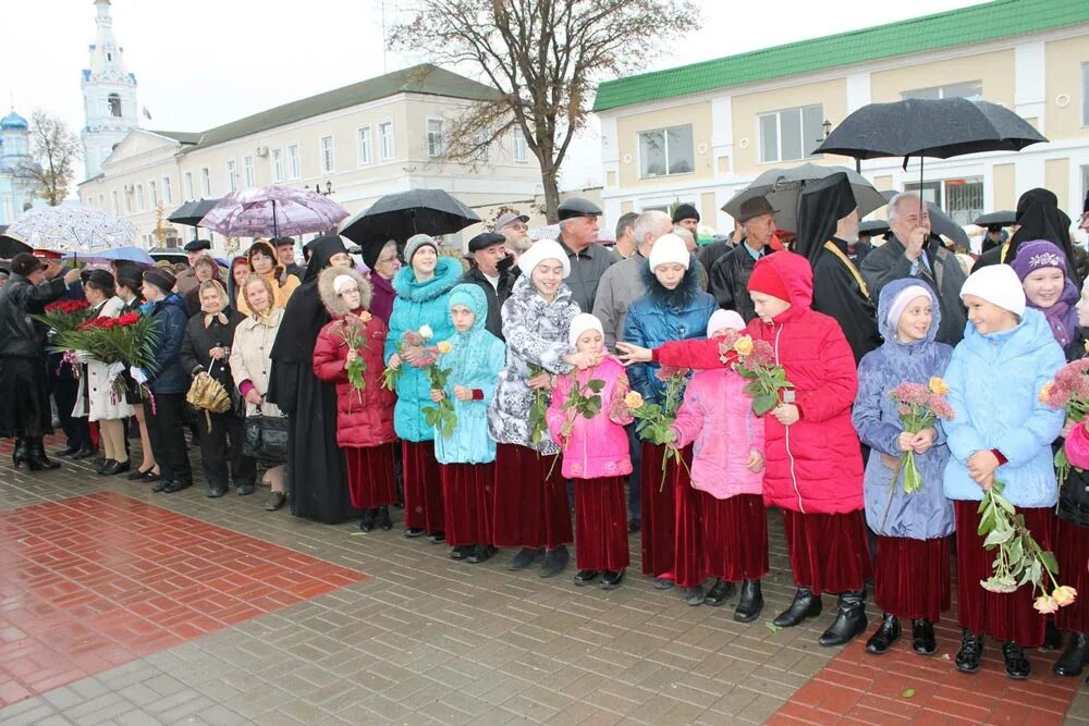 Завтра малоярославец. Малоярославец жители. Отец Георгий Малоярославец. Почетные люди города Малоярославец. Малоярославец сейчас.