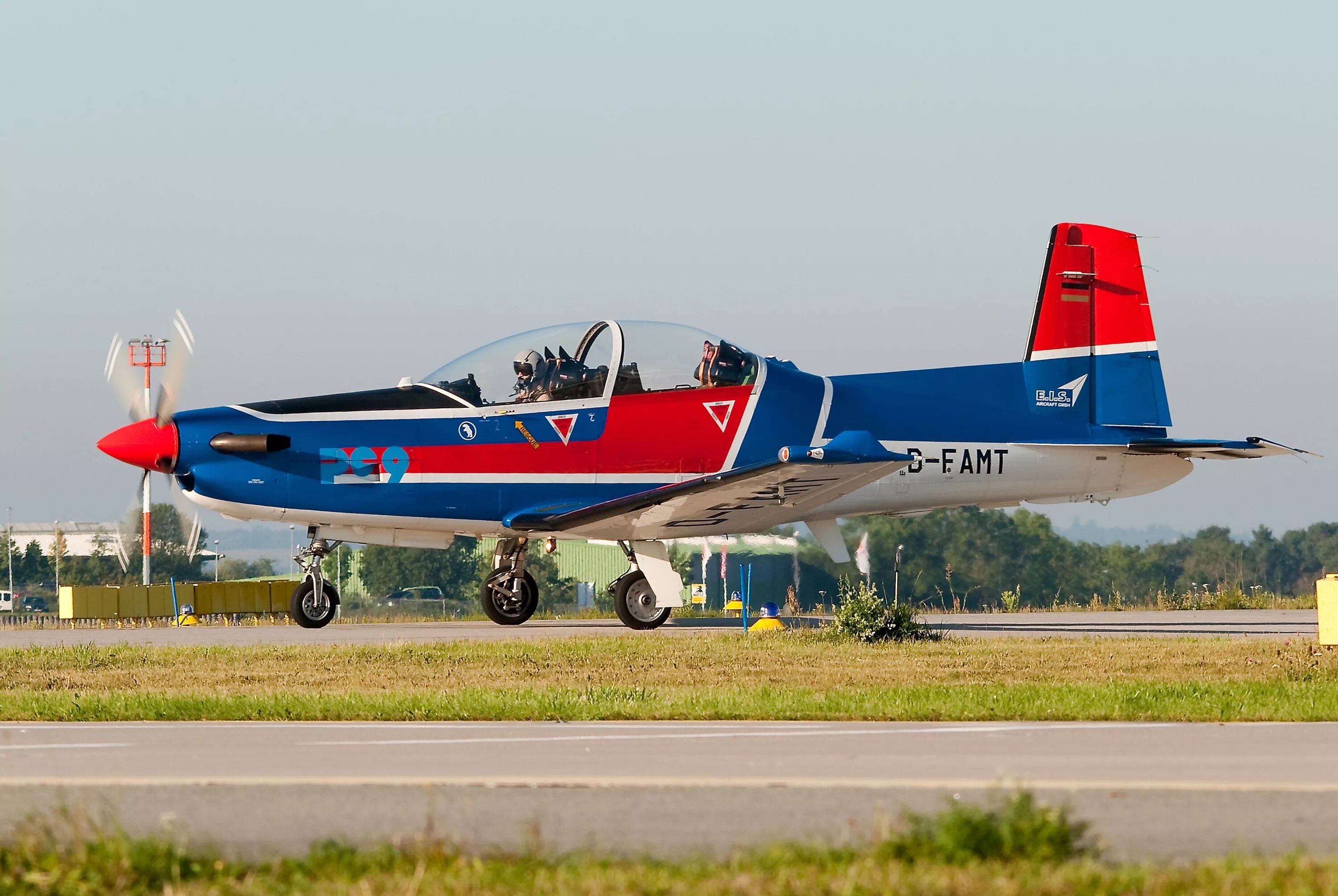 Pilatus PC-9. Pilatus PC-9b. PC-9/A. Eis самолет. Pc 09