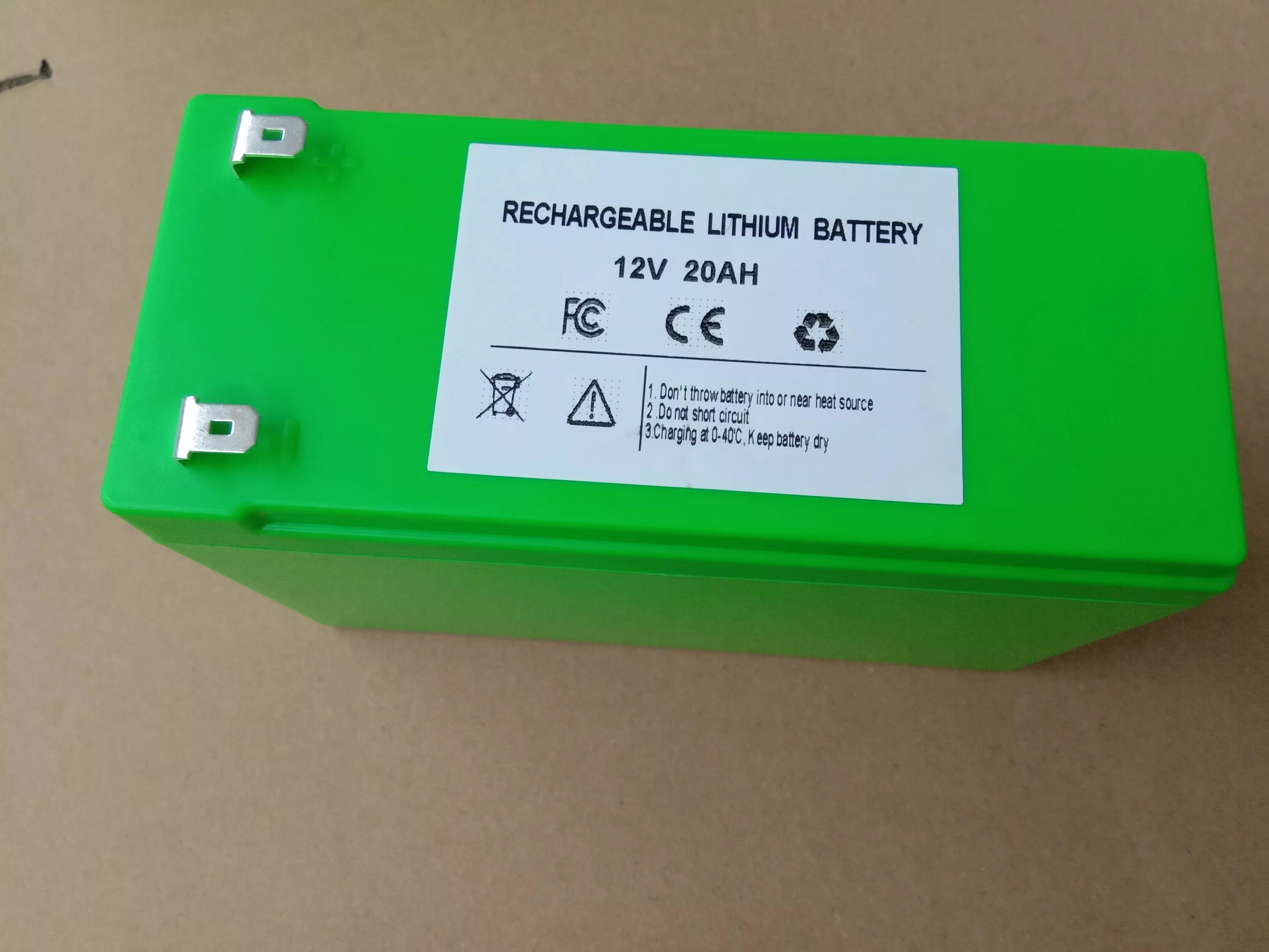 Аккумуляторы li 12v. Аккумулятор литий ионный 12v 12ah. литий-ионный батарея 12v-18ah. акб литий ионные 12v 200ah. акб литий железо фосфат 12v 40ah.