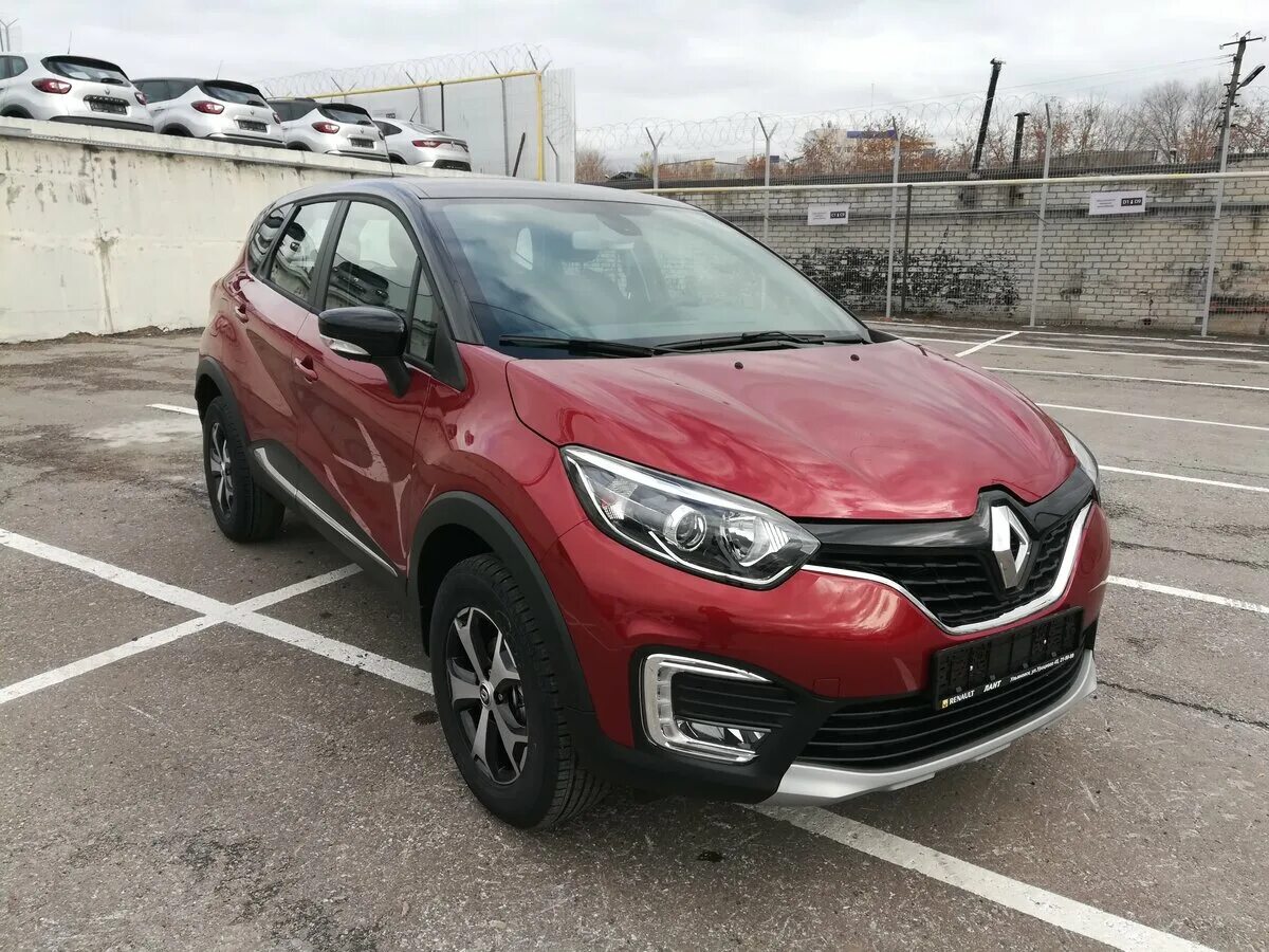 Каптур 2020 купить. Renault Captur 2021 красный. Рено новый Каптюр 2020 красный. Рено Каптур бордовый. Рено Каптур 2021.